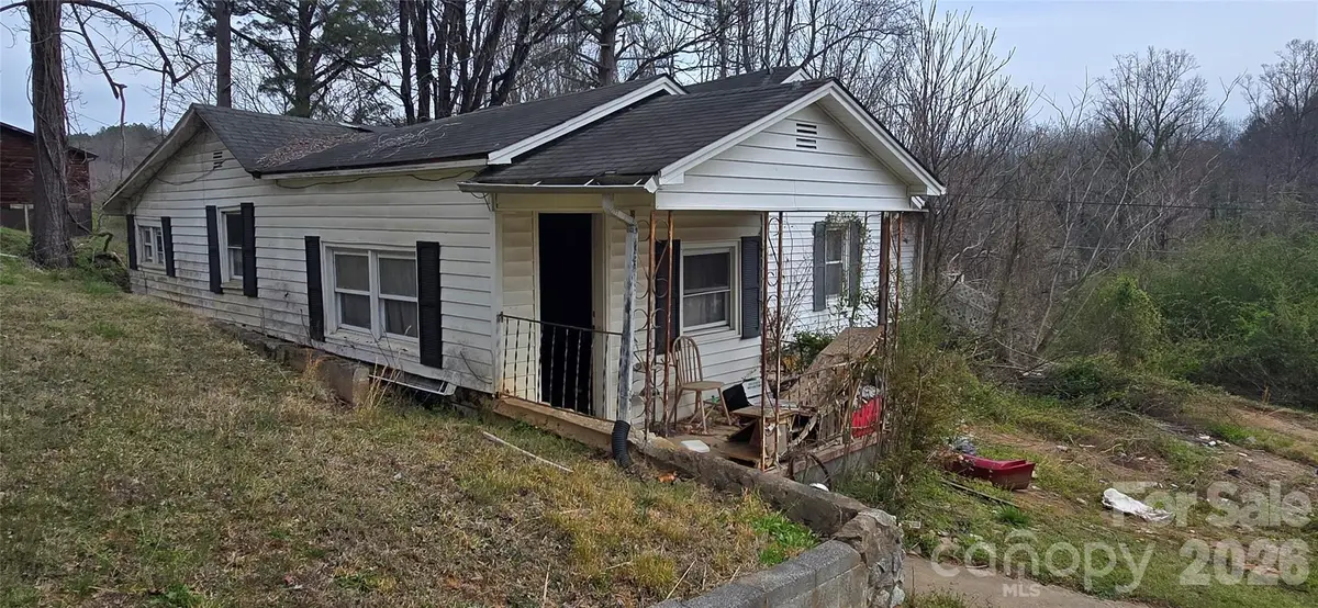 1114 Regal Place Nw, Lenoir, NC 28645 - #1