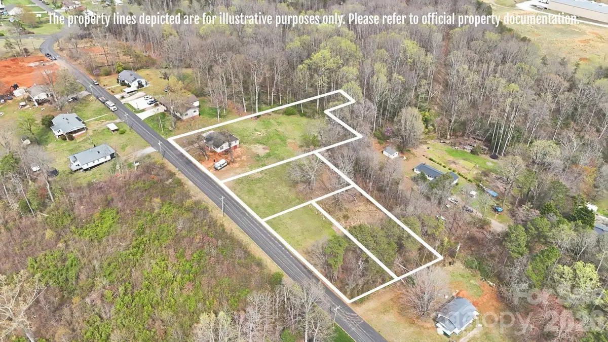 641 Central Drive, Statesville, NC 28677 - #1