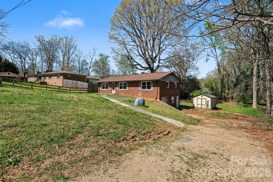 2230 Kenwood Drive, Kannapolis, NC 28081 - #2