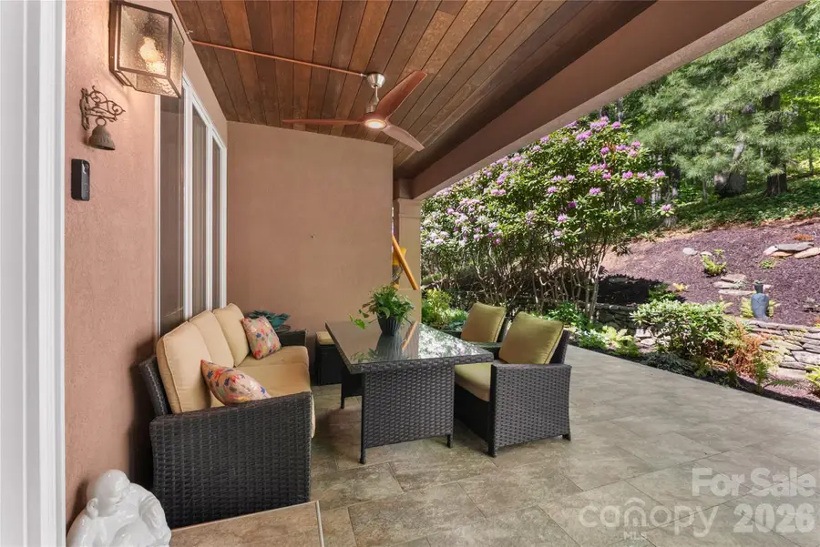 200 Robinhood Road, Asheville, NC 28804 - #3