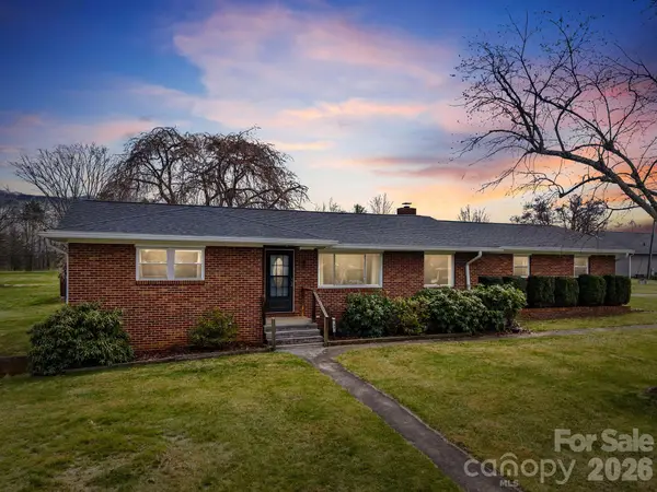 33 Monte Vista Terrace, Candler, NC 28715