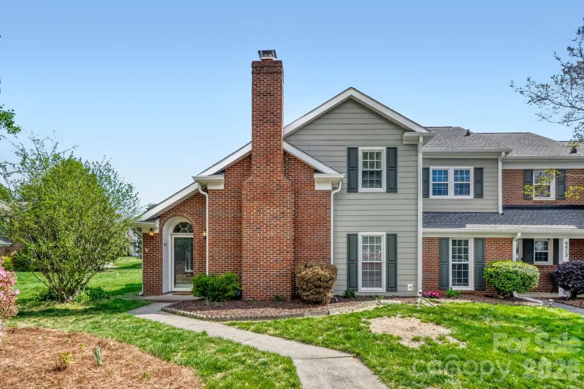 9411 Kings Falls Drive, Charlotte, NC 28210 - #1