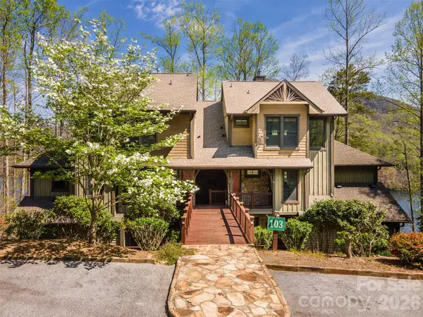 103 Southshore Drive #B4, Tuckasegee, NC 28783