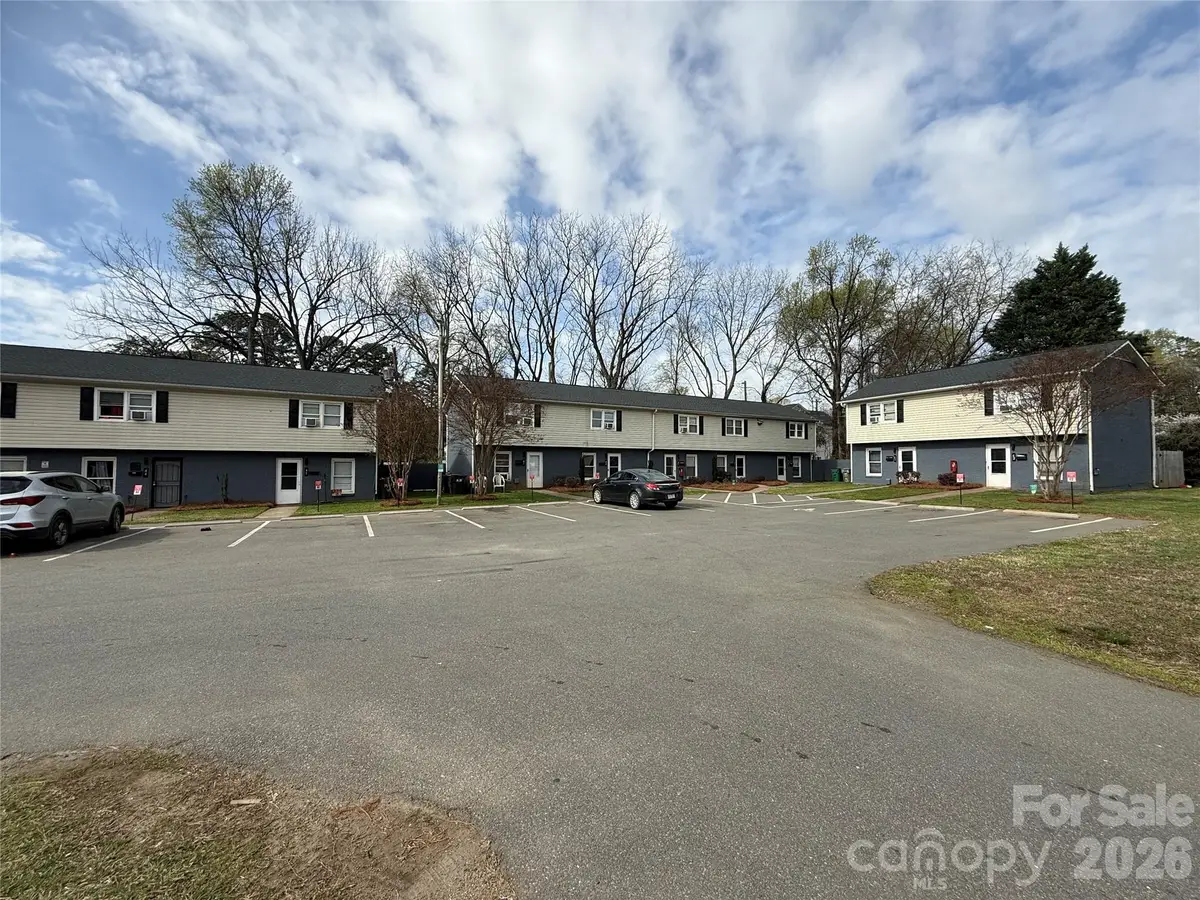 421 Honeywood Avenue, Charlotte, NC 28216 - #1