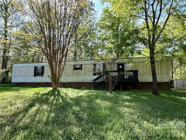 150 Heatherwood Court, Clover, SC 29710