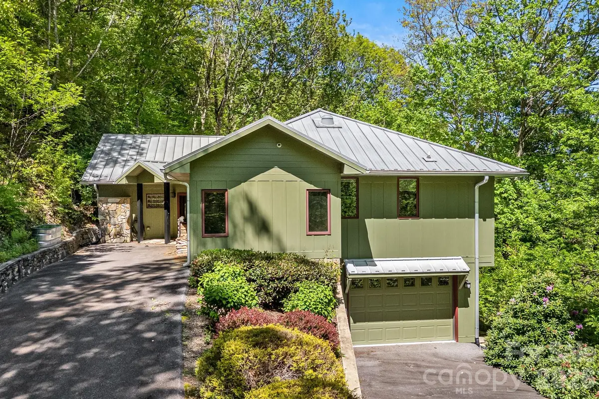 1760 Winding Creek Drive, Waynesville, NC 28786 - #1