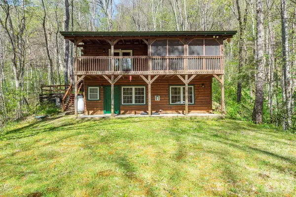 196 Friar Tuck Lane, Maggie Valley, NC 28751