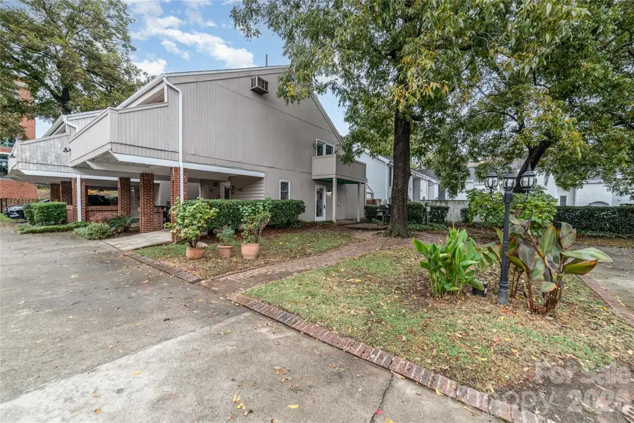 606 N Graham Street, Charlotte, NC 28202 - #3