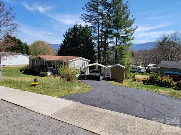 323 4th Street, Waynesville, NC 28786