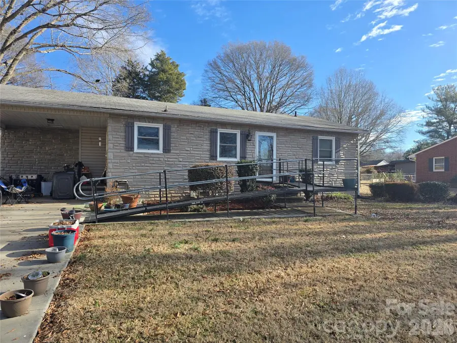 499 Raymond Street, Mocksville, NC 27028 - #2