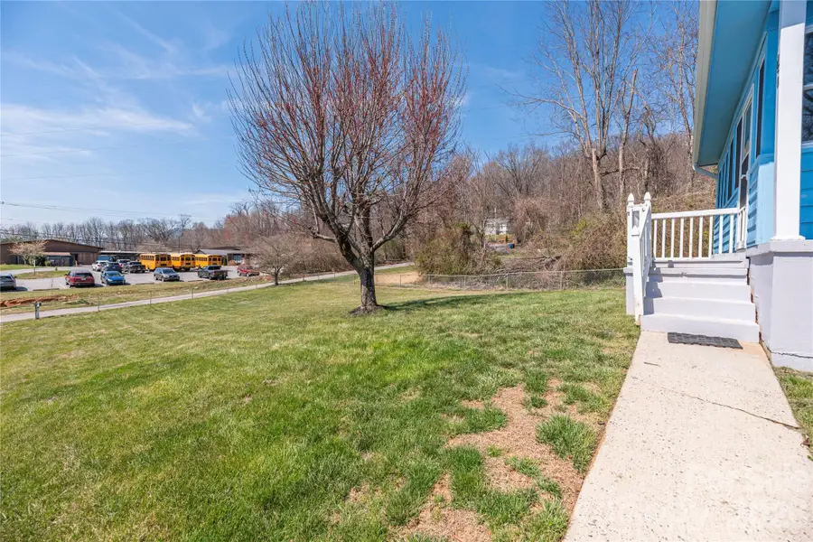 40 Warner Road, Canton, NC 28716 - #2