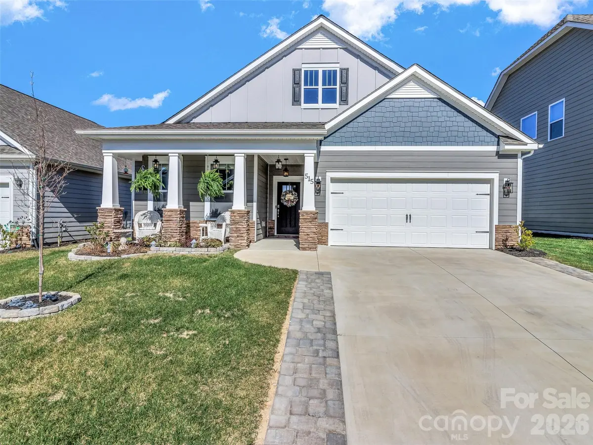 515 Fox Cove Road, Hendersonville, NC 28792 - #1