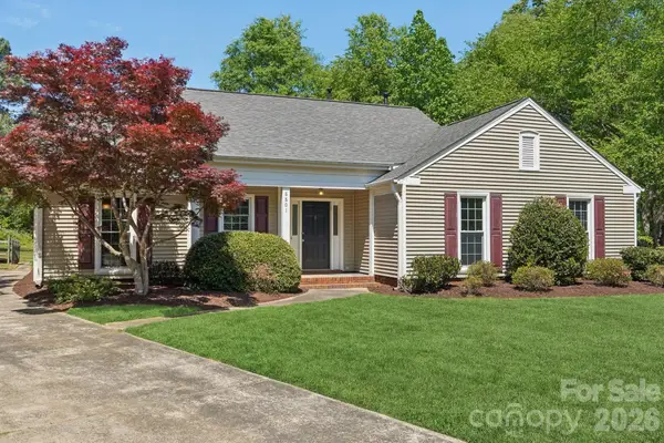 8801 Gamesford Drive, Charlotte, NC 28277