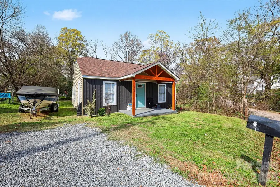 315 Pineview Street, Kannapolis, NC 28083 - #3