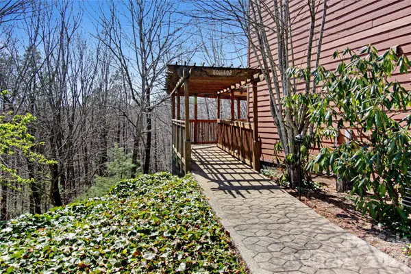 157 Toxaway Views Drive #801, Lake Toxaway, NC 28747