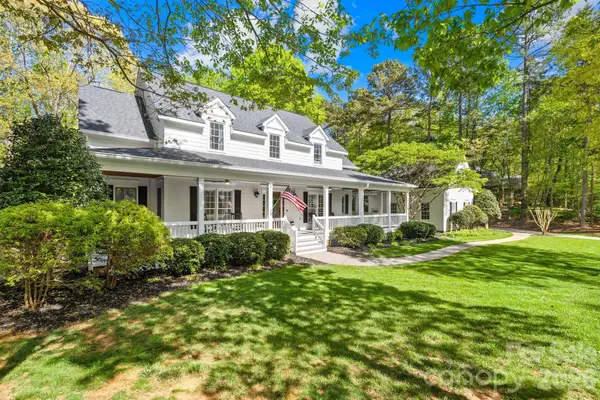 8830 Bluestone Bay Court, Sherrills Ford, NC 28673