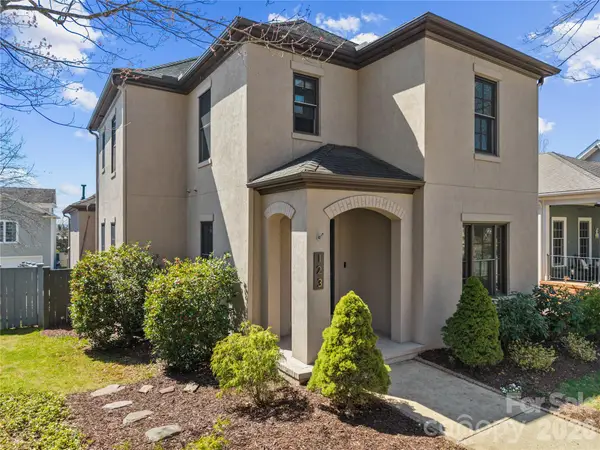 123 White Ash Drive E, Asheville, NC 28803