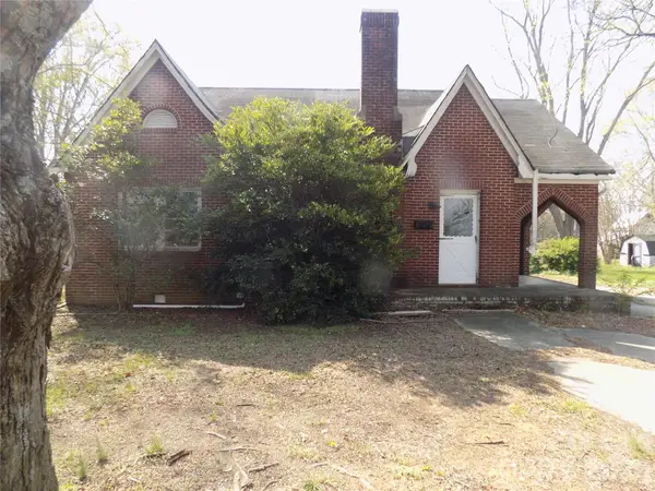 303 W Church Street, Cherryville, NC 28021