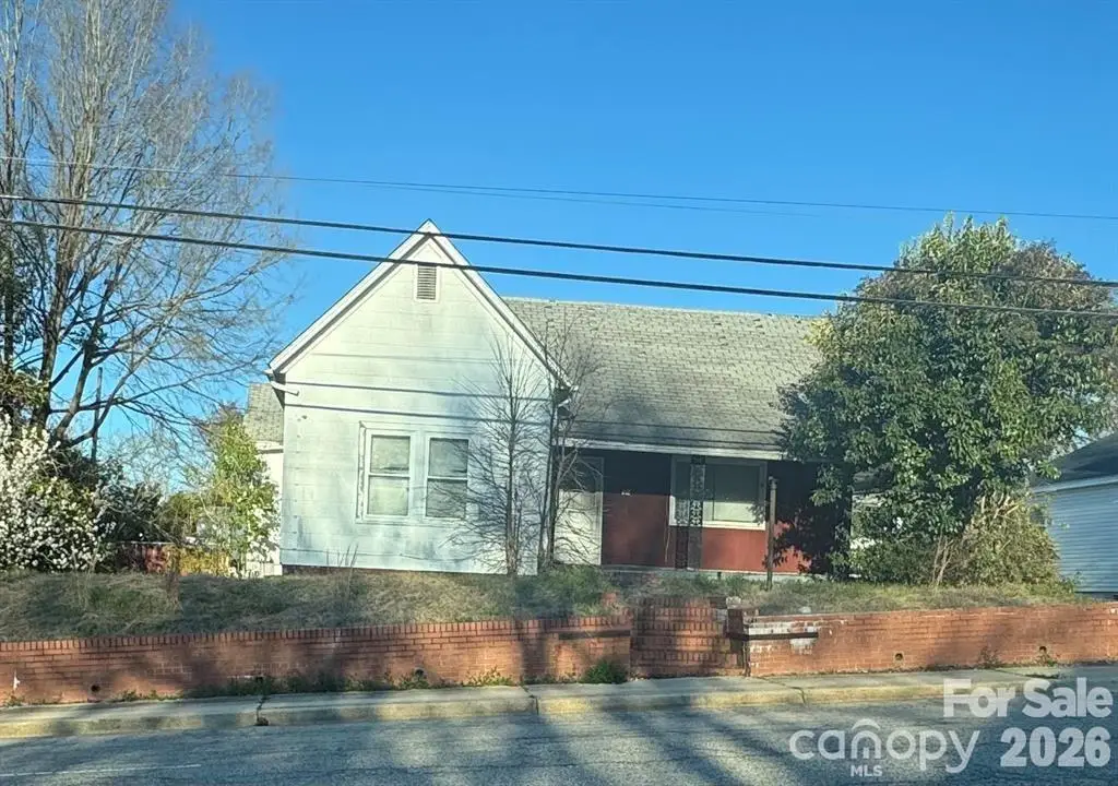107 N Market Street, Lancaster, SC 29720 - #1