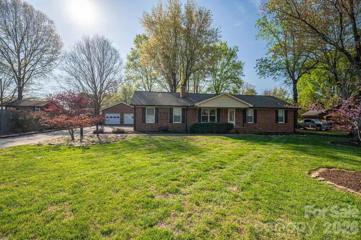 1624 Oak Trail Lane, Charlotte, NC 28216 - #1