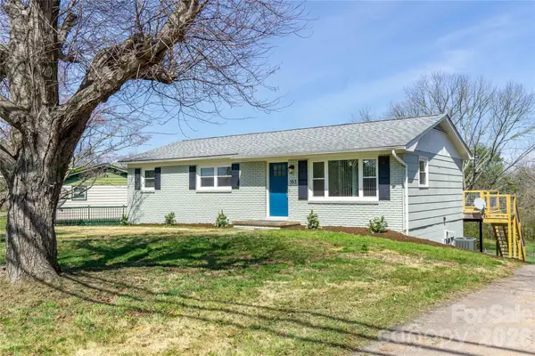 183 Mount Carmel Road, Asheville, NC 28806