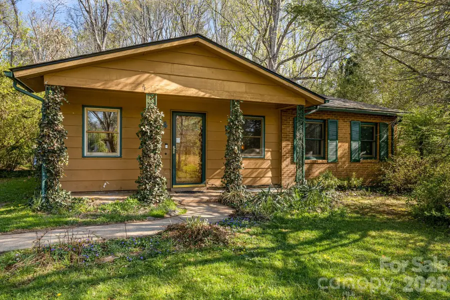 34 Tipperary Drive, Asheville, NC 28806 - #3