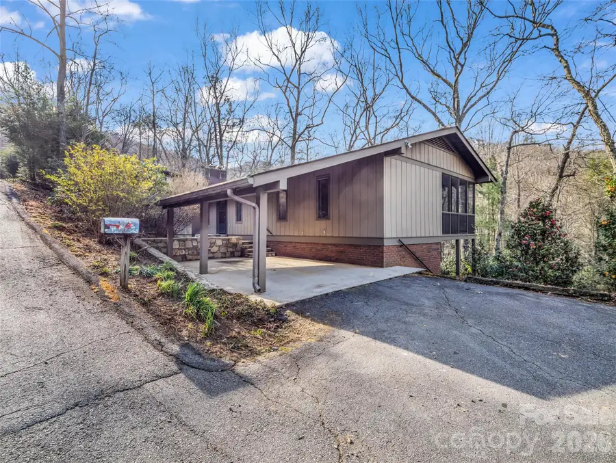 417 Ivy Road, Black Mountain, NC 28711 - #2