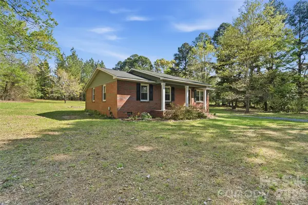 2291 Hicklin Bridge Road, Edgemoor, SC 29712