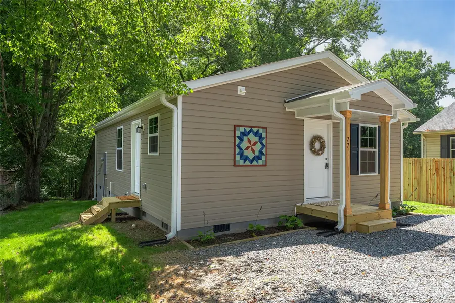 27 Forest Park Road, Marion, NC 28752 - #2