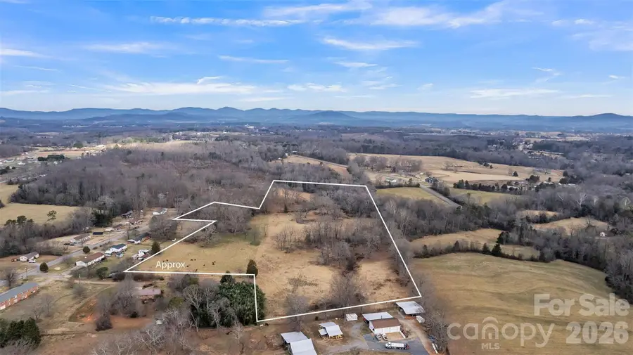 328 Davidson Court, Taylorsville, NC 28681 - #3