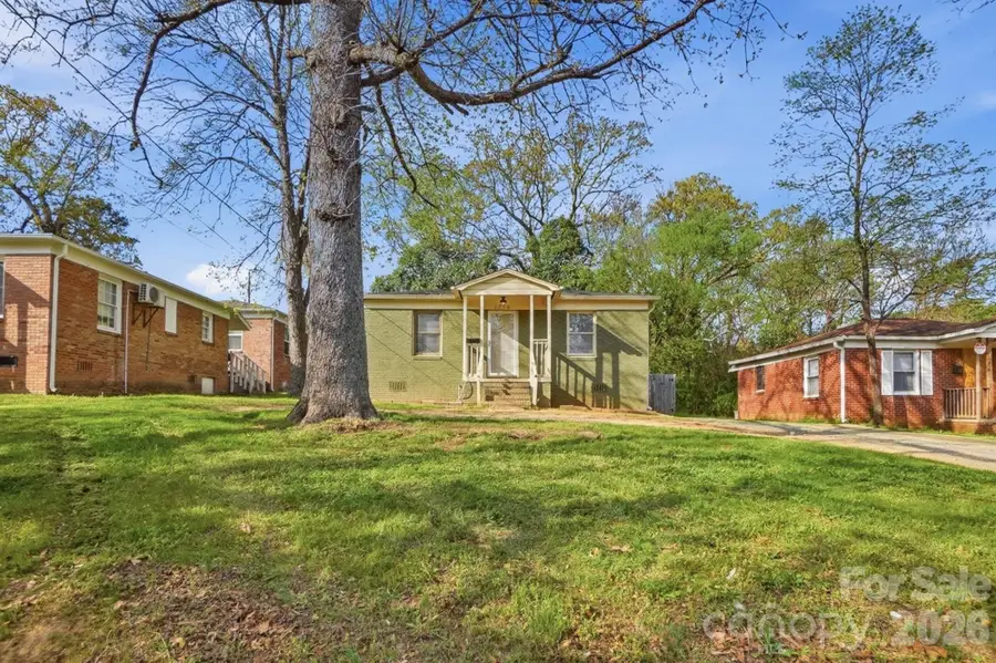 1716 Catherine Simmons Avenue, Charlotte, NC 28216 - #2