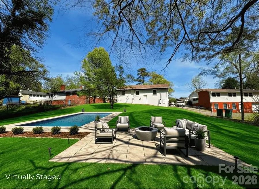 1423 Chelveston Drive, Charlotte, NC 28208 - #2