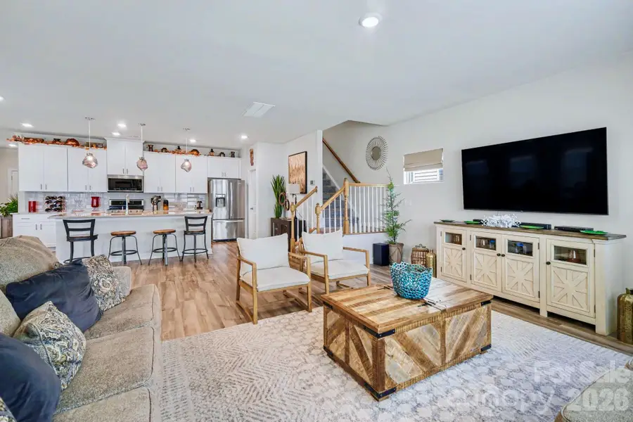 5012 Shadbush Road, Charlotte, NC 28215 - #2