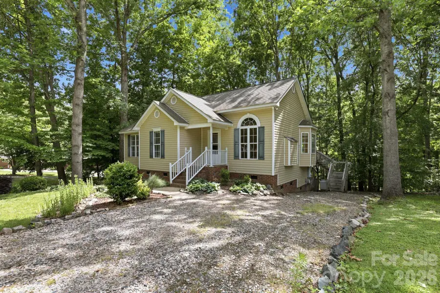 716 King Street, Waxhaw, NC 28173 - #2