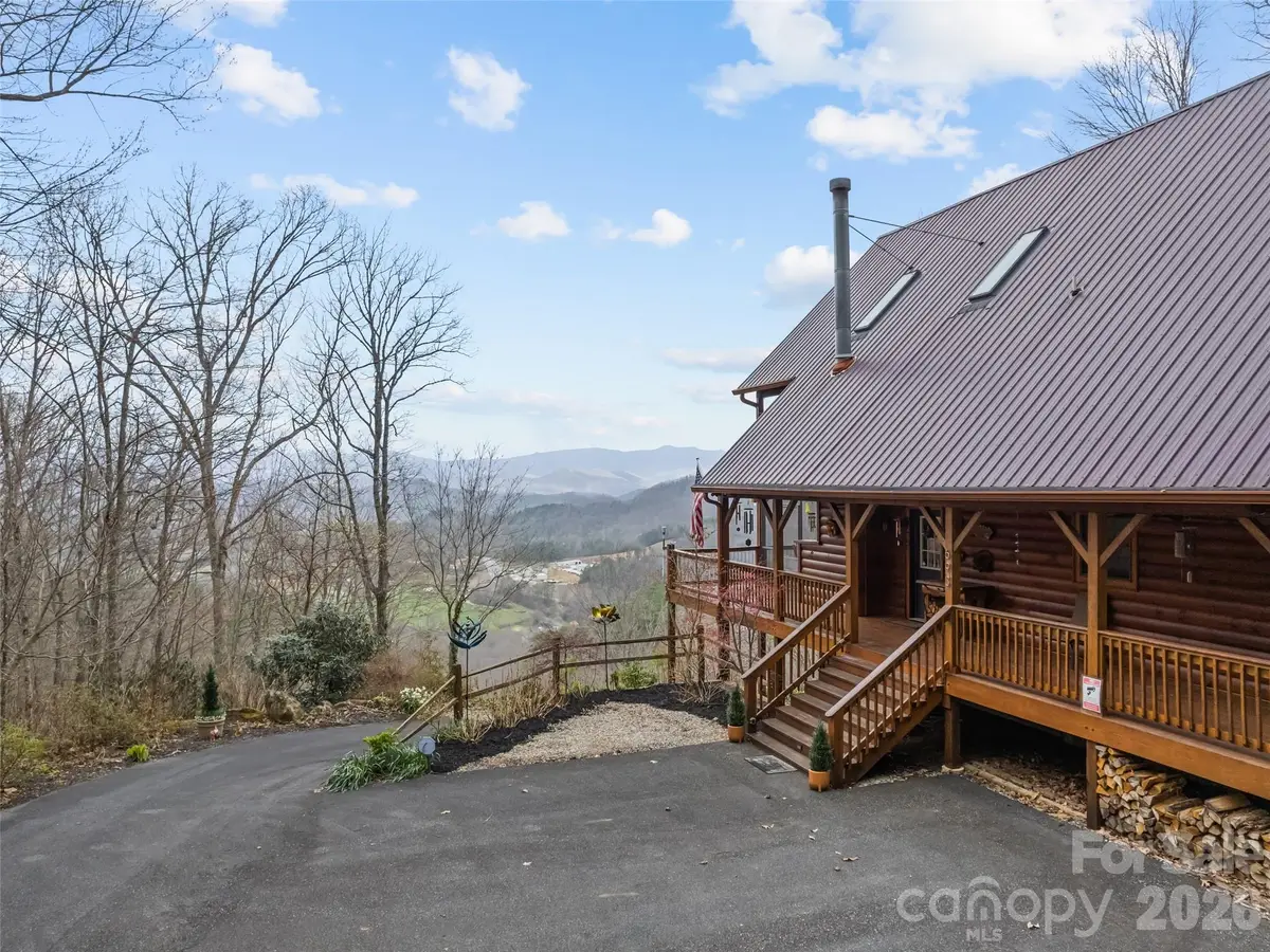 693 High Splendor Road, Robbinsville, NC 28771 - #1