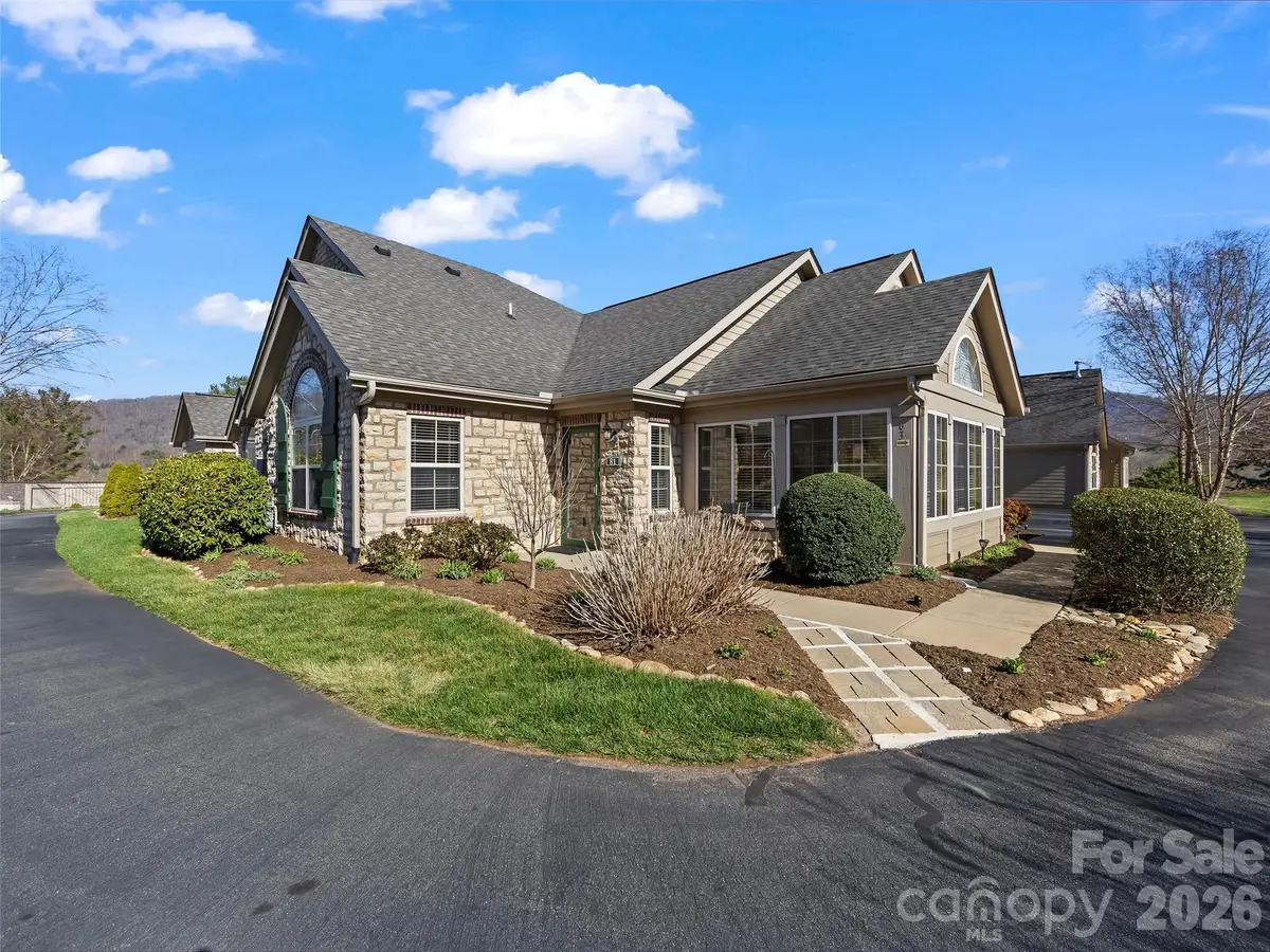 81 Outlook Circle, Swannanoa, NC 28778 - #1