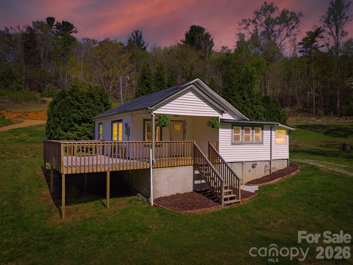 1127 Barney Place, Lenoir, NC 28645 - #1