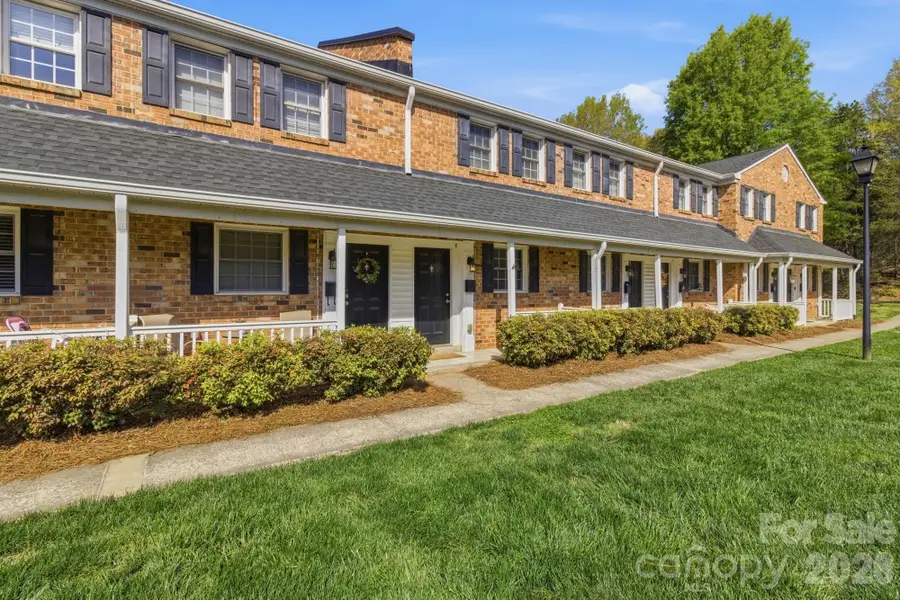 1336 Green Oaks Lane #E, Charlotte, NC 28205 - #2