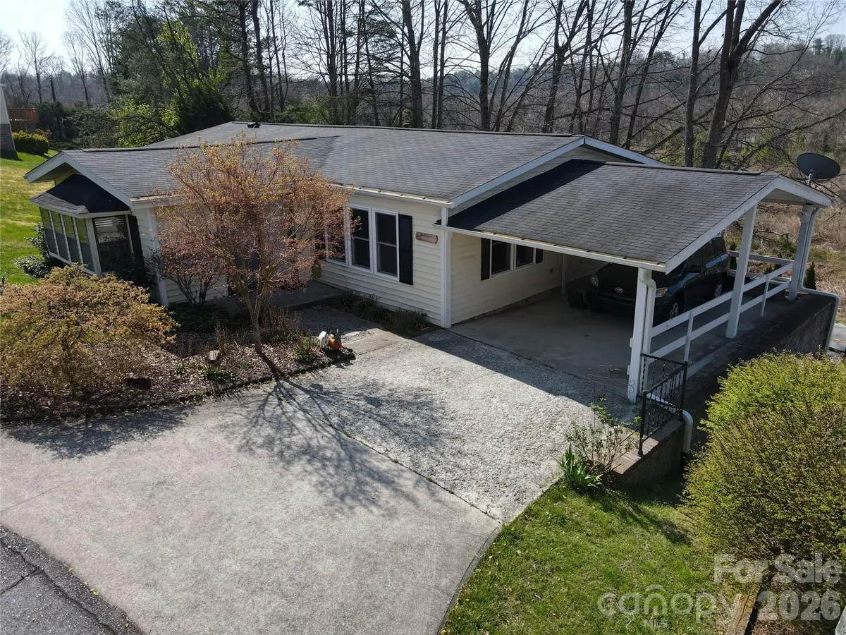200 Cranbrook Circle, Hendersonville, NC 28792 - #1