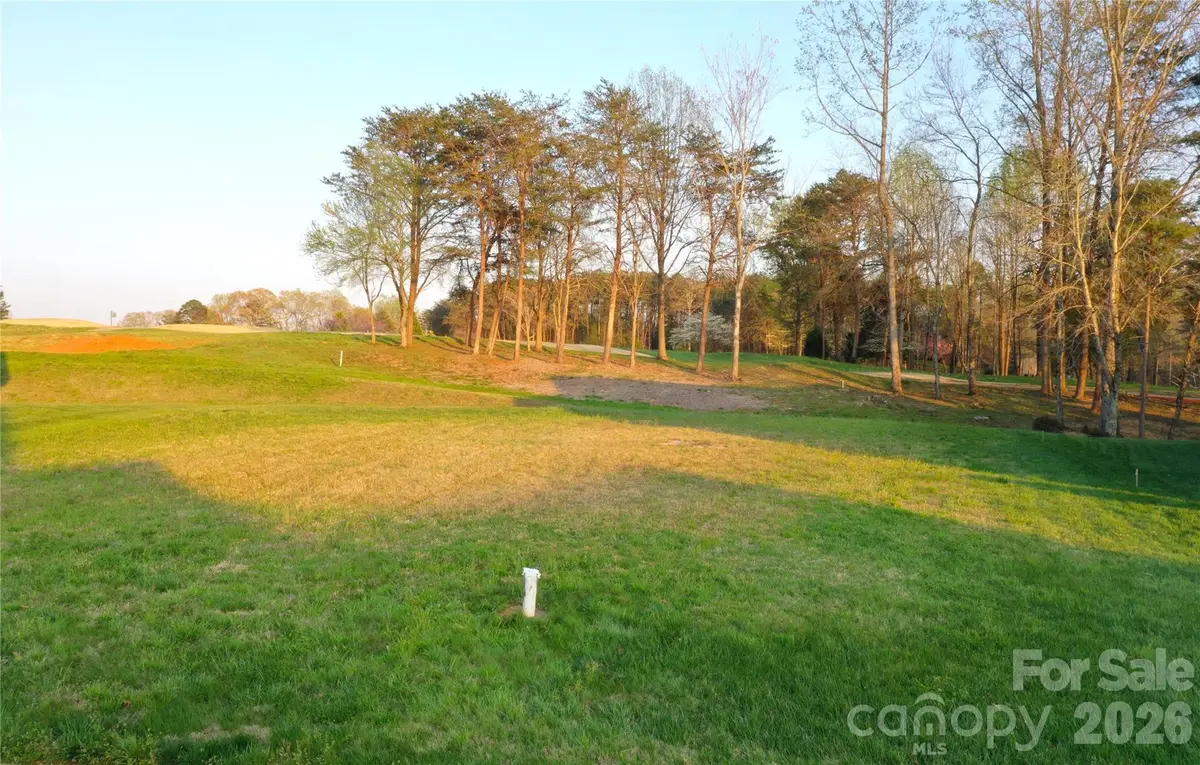 4184 Holly Circle Ne, Conover, NC 28613 - #1