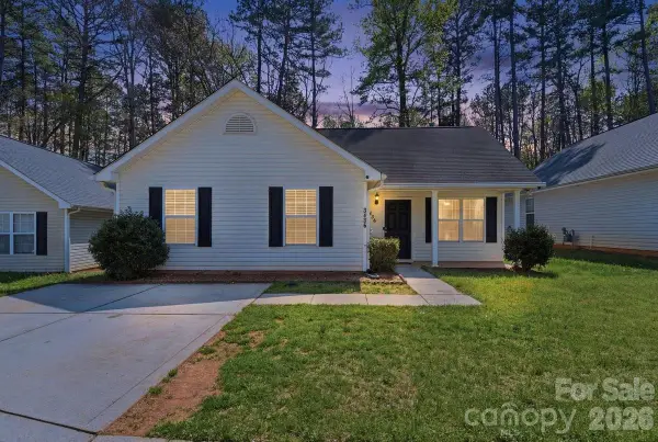 3436 Kelsey Emma Court, Charlotte, NC 28269