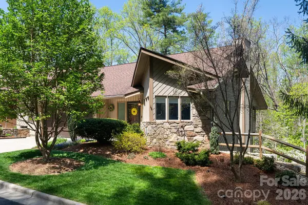1002 Timber Lane, Asheville, NC 28804