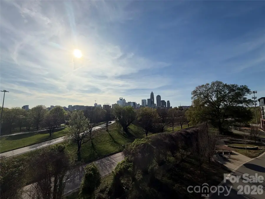 620 Cross Trail Drive, Charlotte, NC 28204 - #2