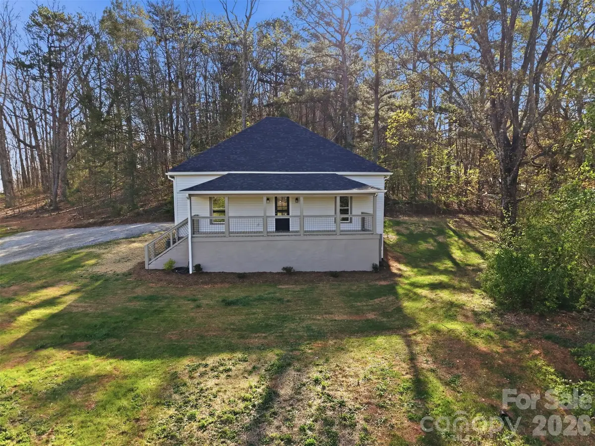 600 Linneys Mountain Road, Taylorsville, NC 28681 - #1