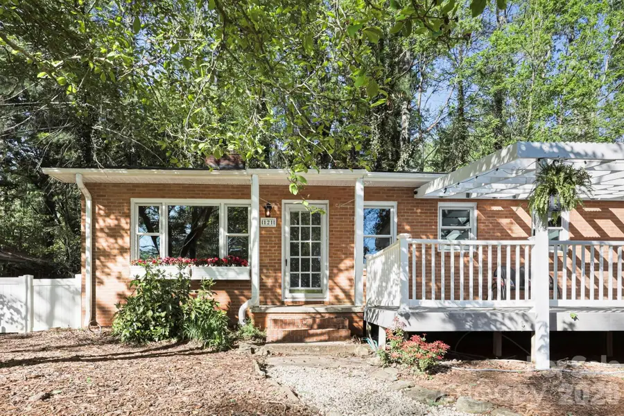 121 Wells Street, Hendersonville, NC 28739 - #2