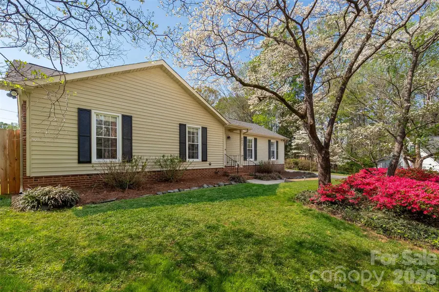 4932 Foxden Court, Charlotte, NC 28227 - #2