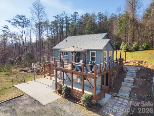 132 Peaceful View Drive, Fairview, NC 28730