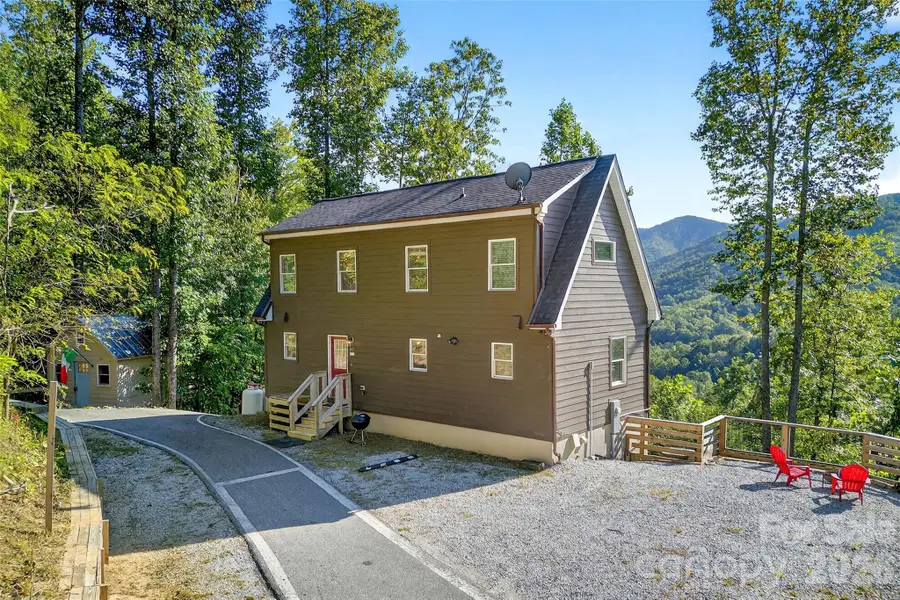 8032 Buck Creek Road, Marion, NC 28752 - #3