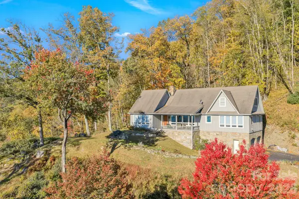 933 Thunder Ridge Lane #4 & 2, Lenoir, NC 28645