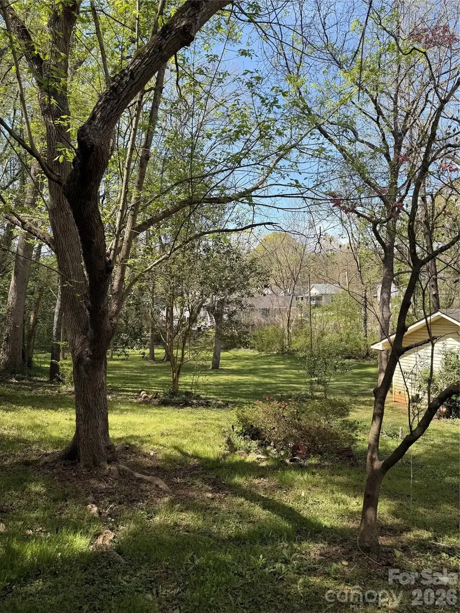 516 S Green Street, Statesville, NC 28677 - #2